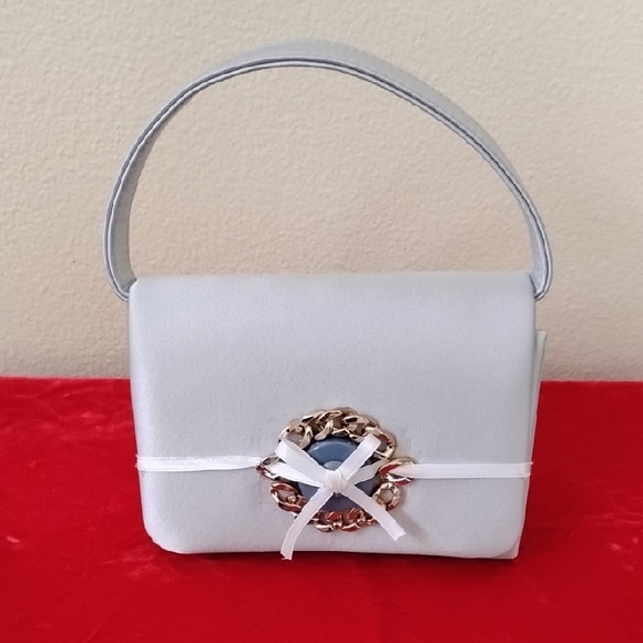 NWOT Elegant  Light Blue Handbag with Gold Accent - Picture 9 of 9